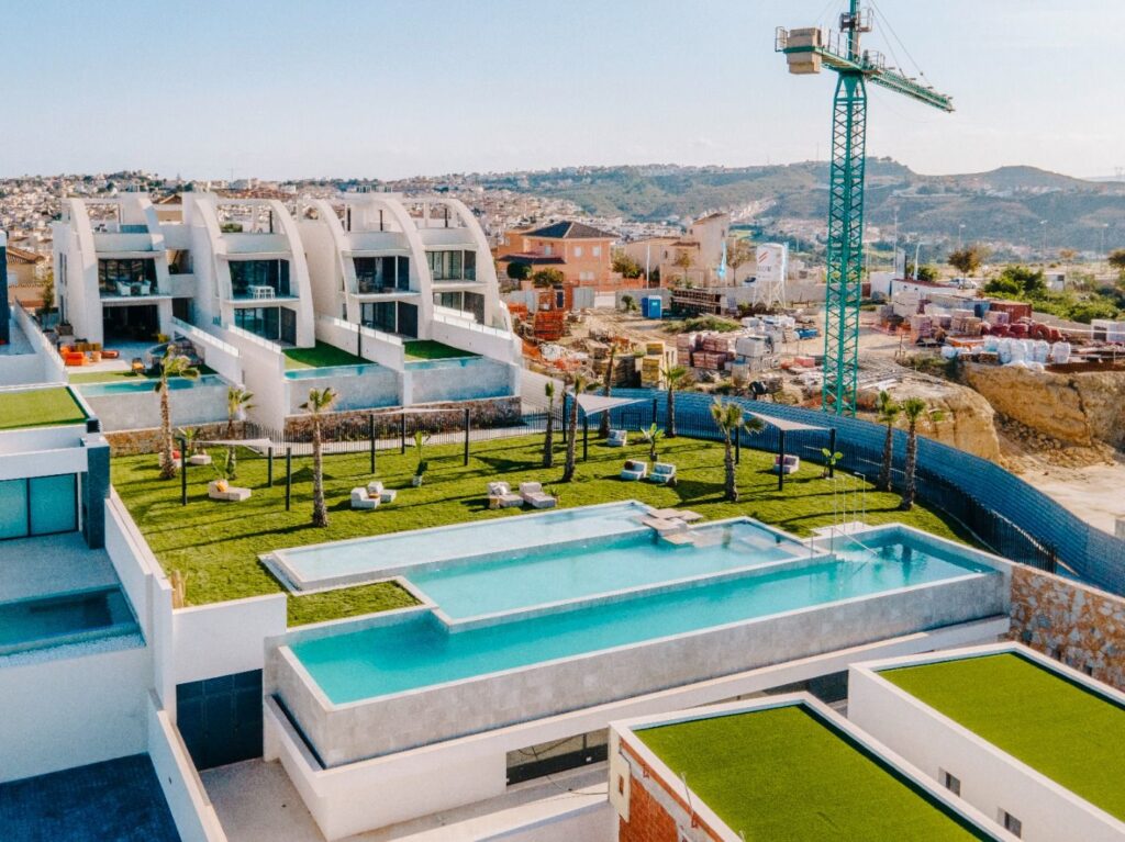 Бунгало в Рохалес, Испания, 258м² - изображение 1
