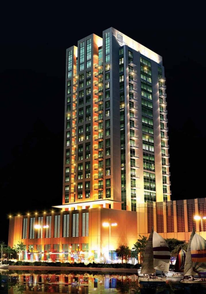 Apartment in Dubai, UAE, 80.84m² - image 1