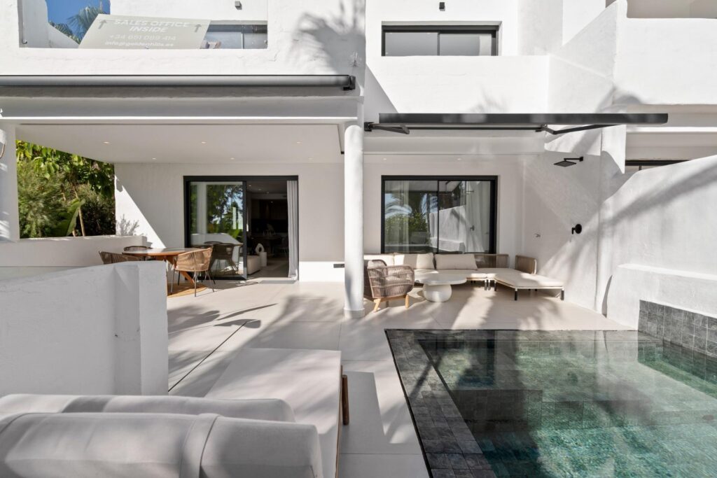 Квартира в Естепона, Іспанія, 255м² - зображення 1