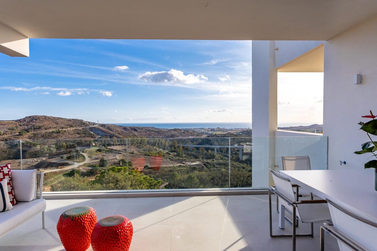 Apartment with 2 bedrooms, 109m² in Benahavis, Spain [ID: 0137-SP0454]