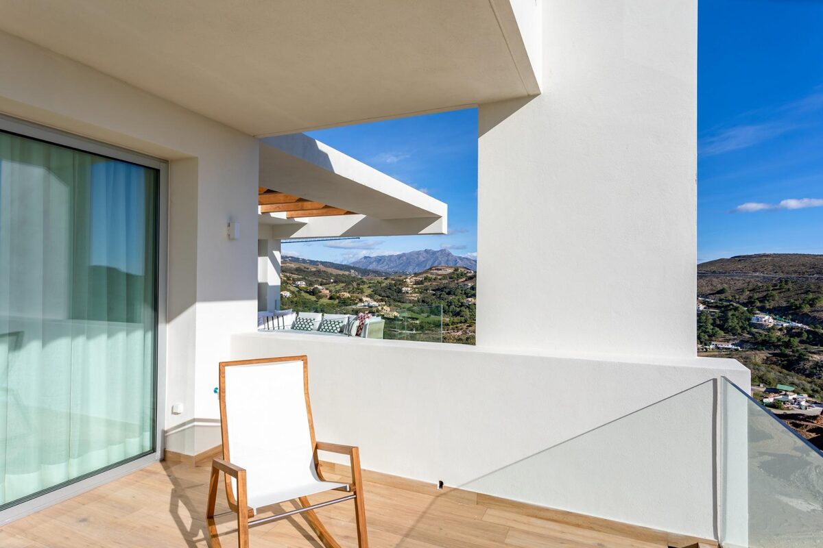 Apartment with 3 bedrooms, 122m² in Benahavis, Spain [ID: 0137-SP0455]