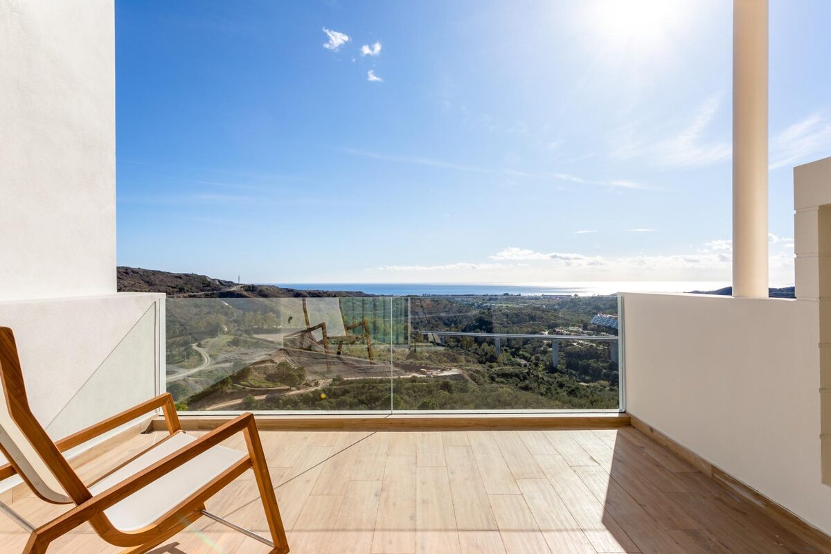 Apartment with 3 bedrooms, 122m² in Benahavis, Spain [ID: 0137-SP0455]