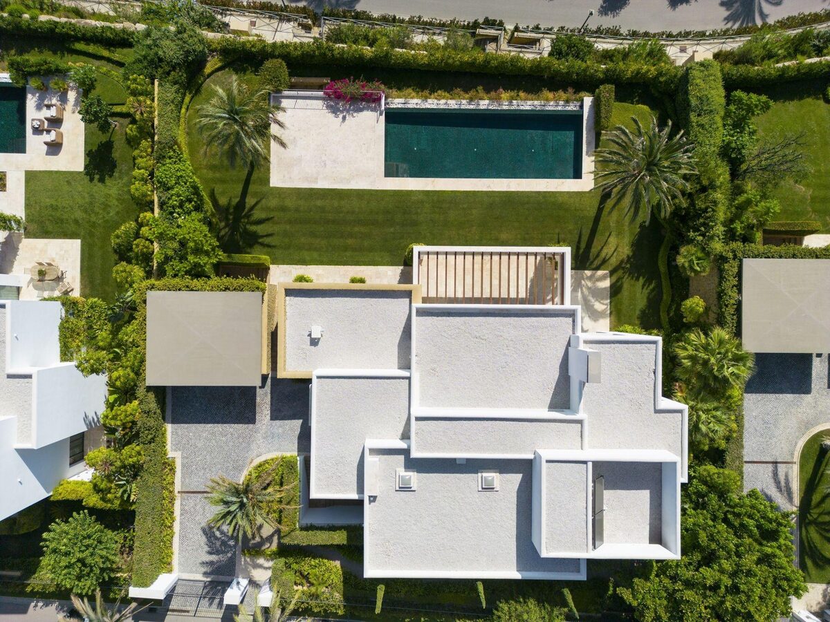 Villa with 5 bedrooms, 655m² in Casares, Spain [ID: 0137-SP0584]