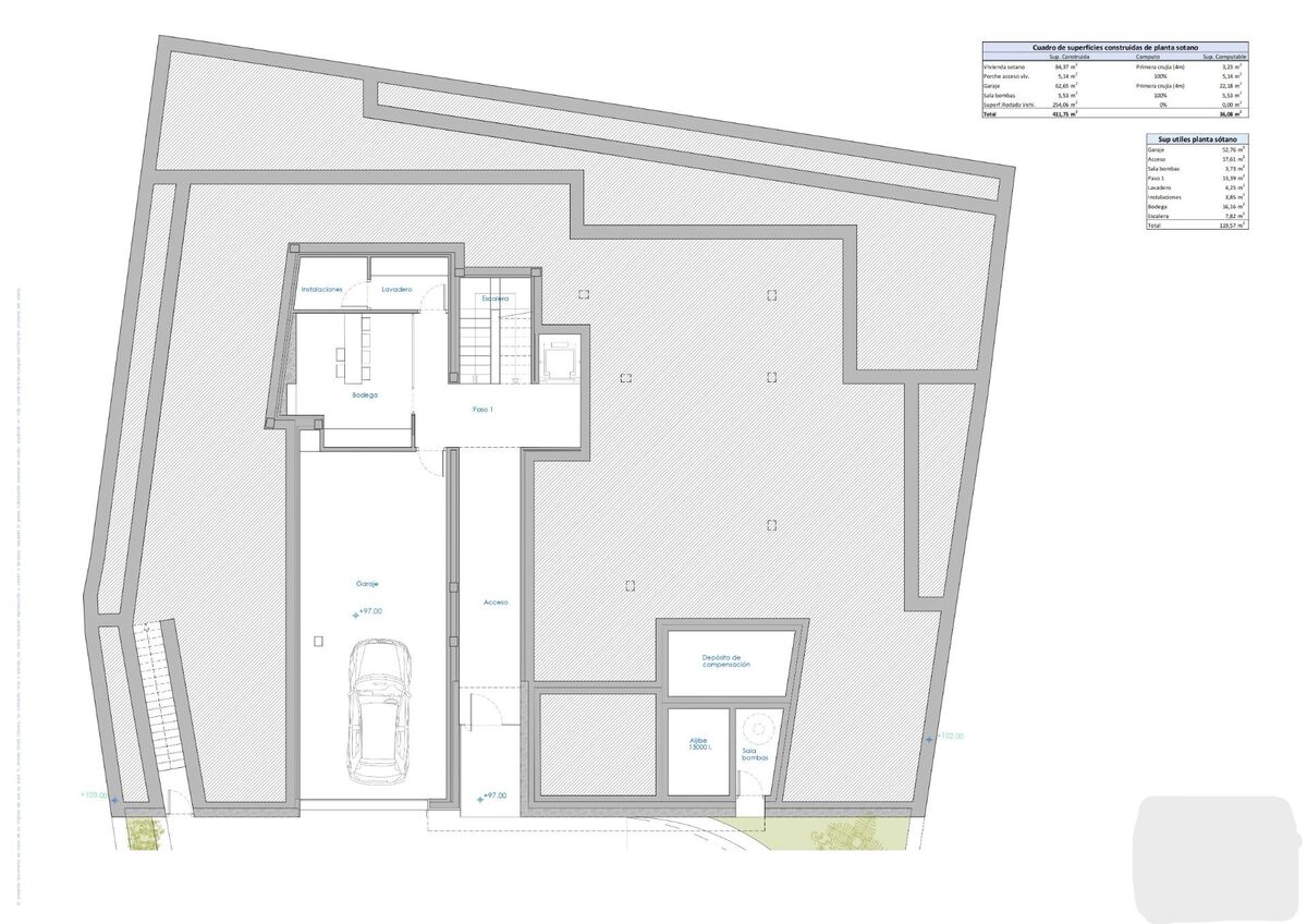 Villa with 4 bedrooms, 335m² in Calpe, Spain [ID: 0137-SP0813]