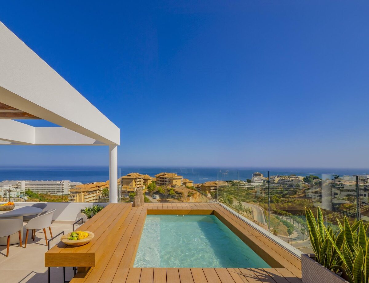 Dom szeregowy z 4 sypialniami, 177m² w Fuengirola, Hiszpania [ID: 0137-SP0816]