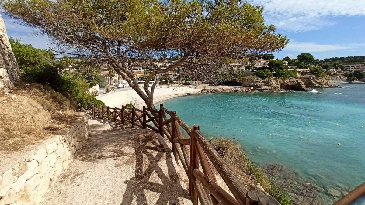Villa with 4 bedrooms, 318m² in Benissa, Spain [ID: 0137-SP0655]