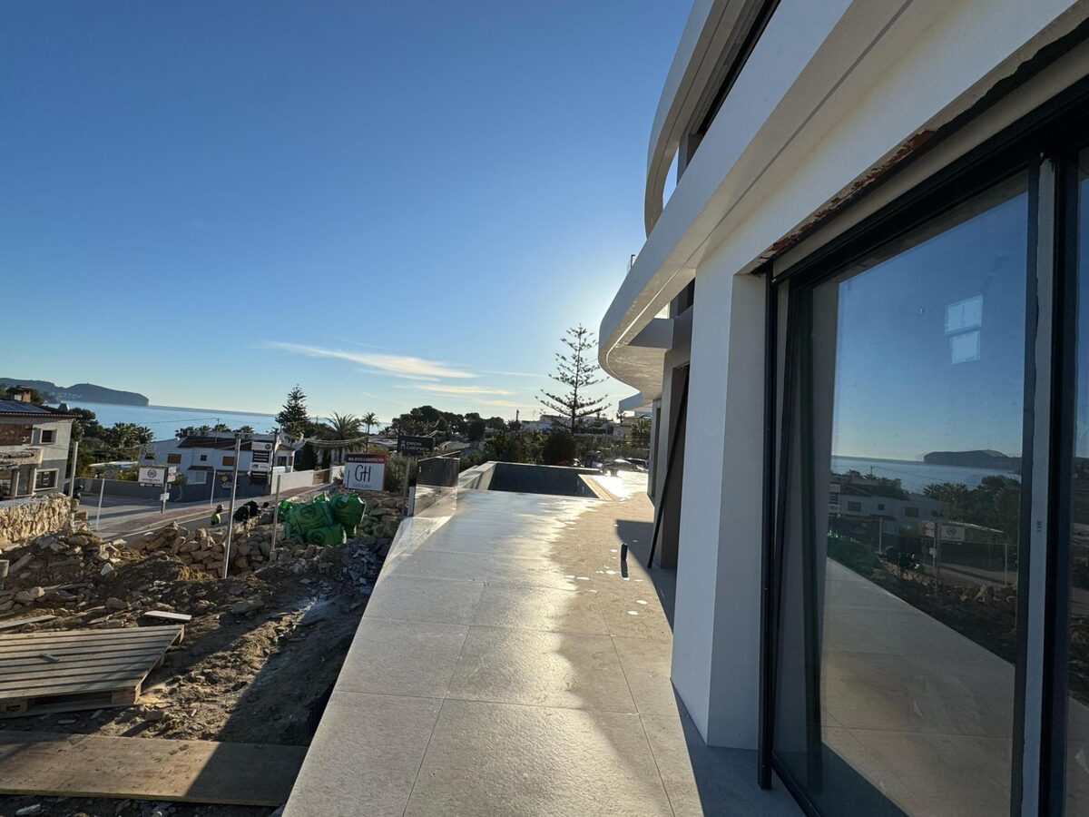 Villa with 4 bedrooms, 318m² in Benissa, Spain [ID: 0137-SP0655]