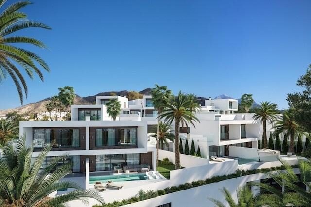 Вилла с 3 спальнями, 206м² в Нерха, Испания [ID: 0137-SP0881]