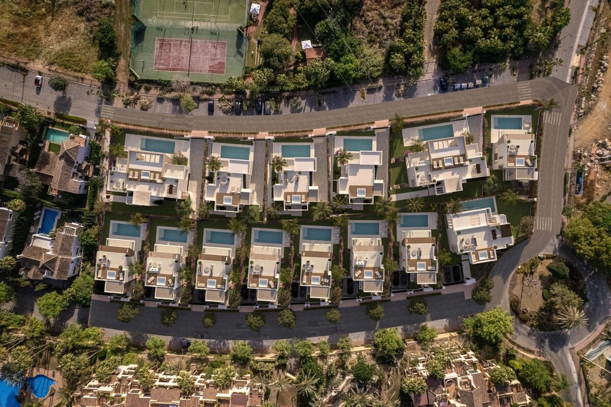 Вилла с 5 спальнями, 376м² в Эстепона, Испания [ID: 0137-SP1099]