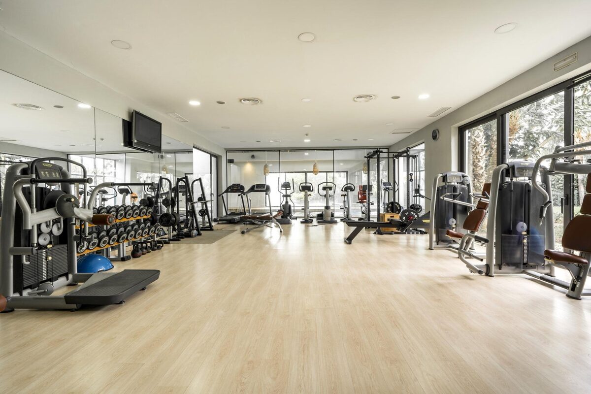 Вилла с 5 спальнями, 376м² в Эстепона, Испания [ID: 0137-SP1099]