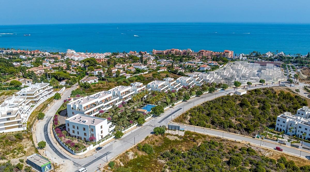 Apartment with 2 bedrooms, 90m² in Estepona, Spain [ID: 0137-SP0462]