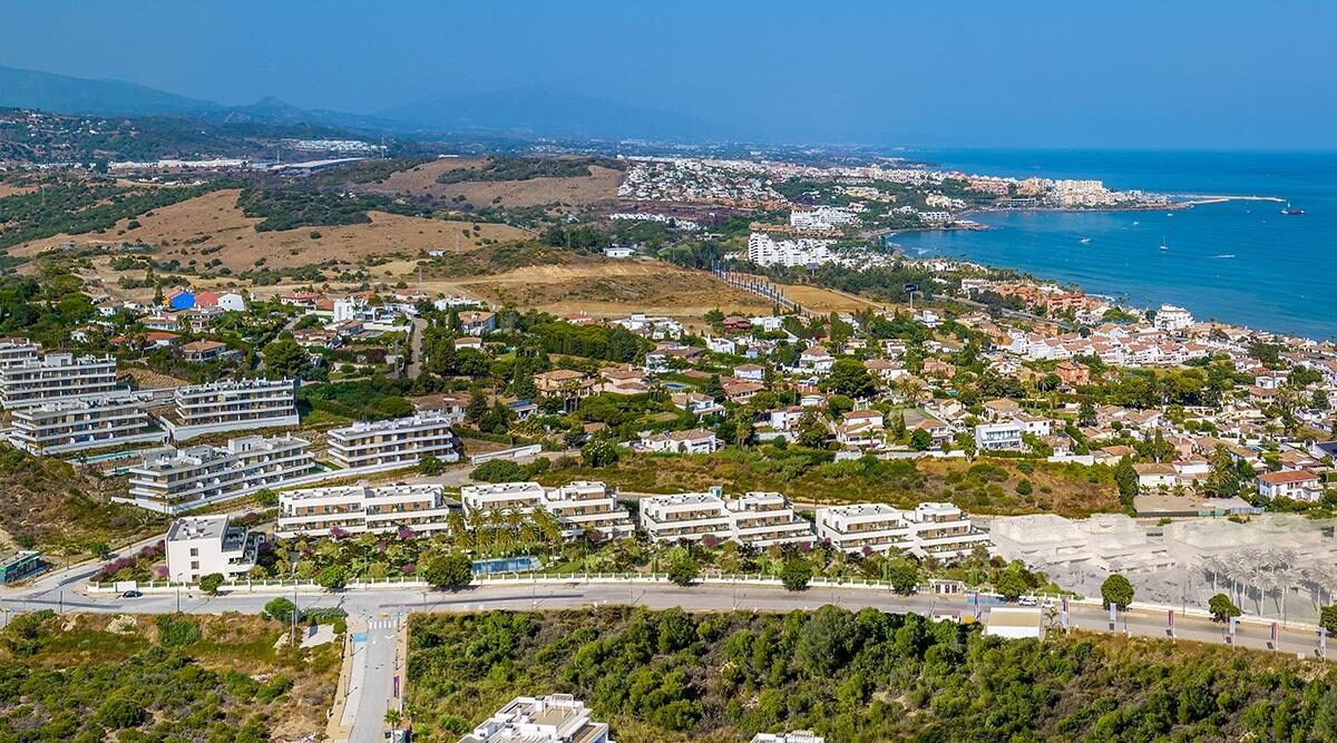 Apartment with 2 bedrooms, 90m² in Estepona, Spain [ID: 0137-SP0462]