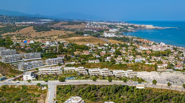 Apartament w Estepona, Hiszpania, 90m² - obraz 27