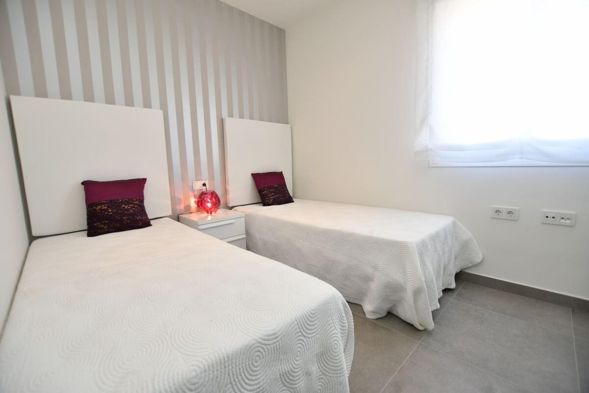 Bungalow with 3 bedrooms, 73m² in San Miguel de Salinas, Spain [ID: 0137-N9141]