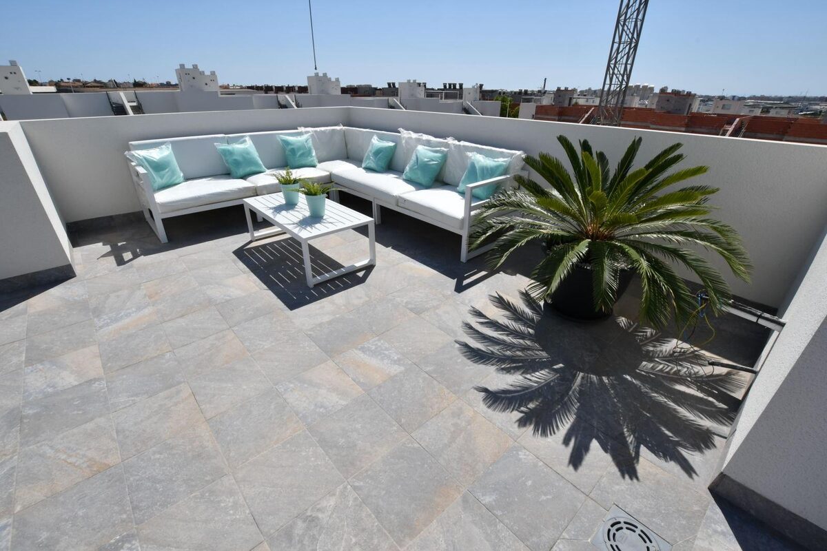 Bungalow with 3 bedrooms, 73m² in San Miguel de Salinas, Spain [ID: 0137-N9141]