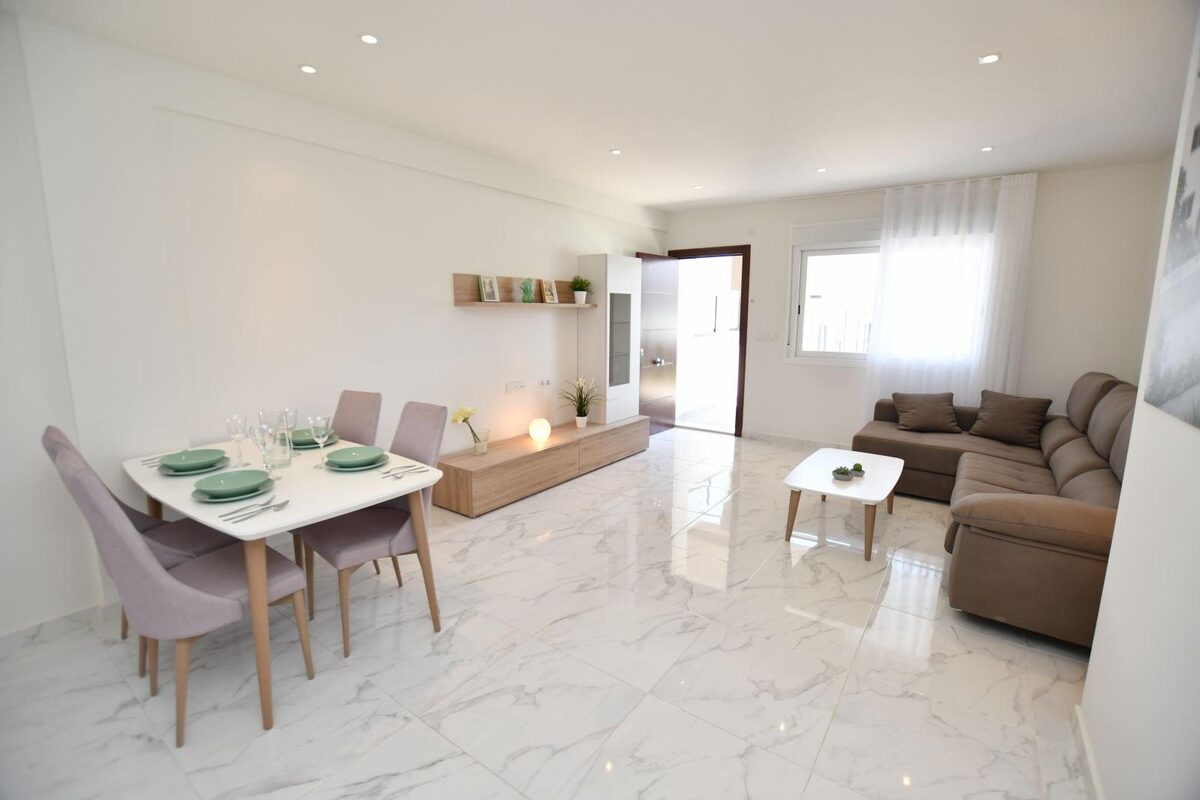 Bungalow z 2 sypialniami, 75m² w Сан-Мігель-де-Салінас, Hiszpania [ID: 0137-N9138]