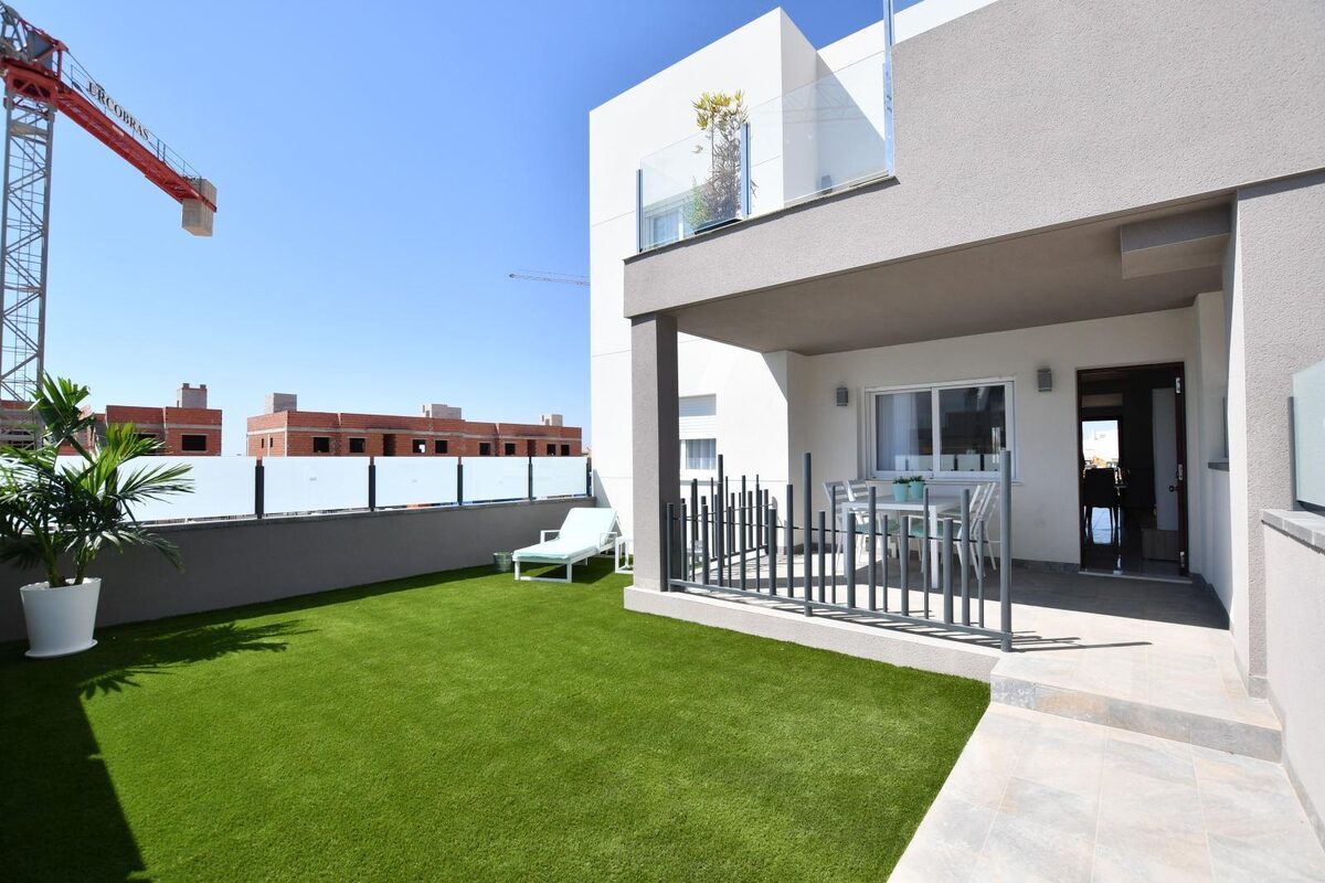 Bungalow z 2 sypialniami, 75m² w Сан-Мігель-де-Салінас, Hiszpania [ID: 0137-N9138]