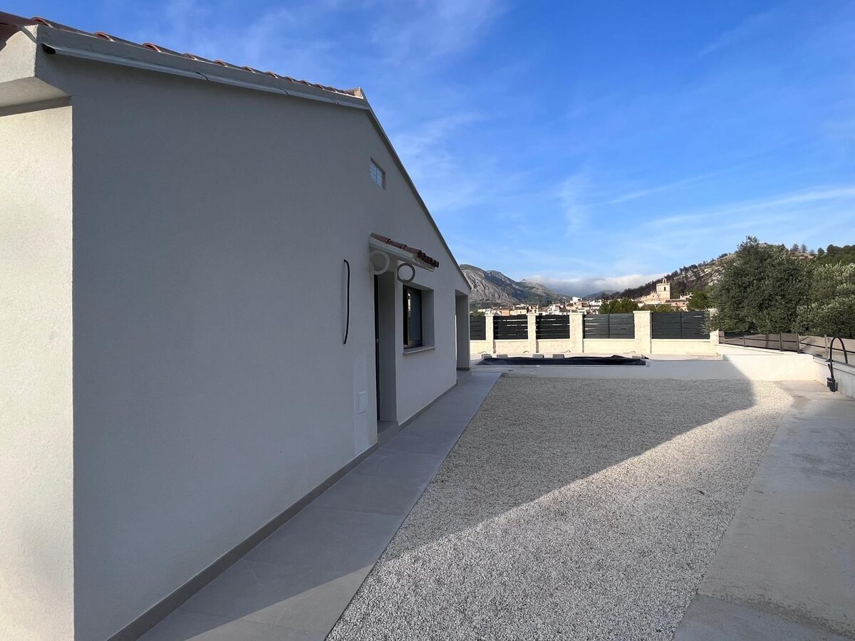 Вилла с 3 спальнями, 161м² в Пенагила, Испания [ID: 0137-N9099]