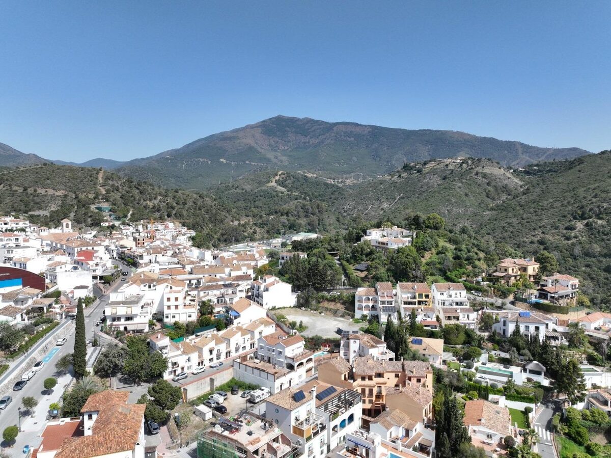 Apartament z 2 sypialniami, 87m² w Benahavís, Hiszpania [ID: 0137-N9070]