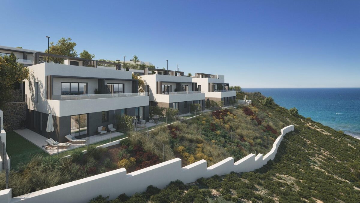Villa with 3 bedrooms, 122m² in Velez-Malaga, Spain [ID: 0137-N9042]