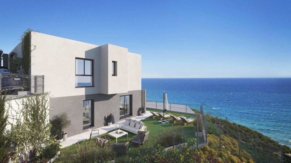 Villa with 3 bedrooms, 122m² in Velez-Malaga, Spain [ID: 0137-N9042]