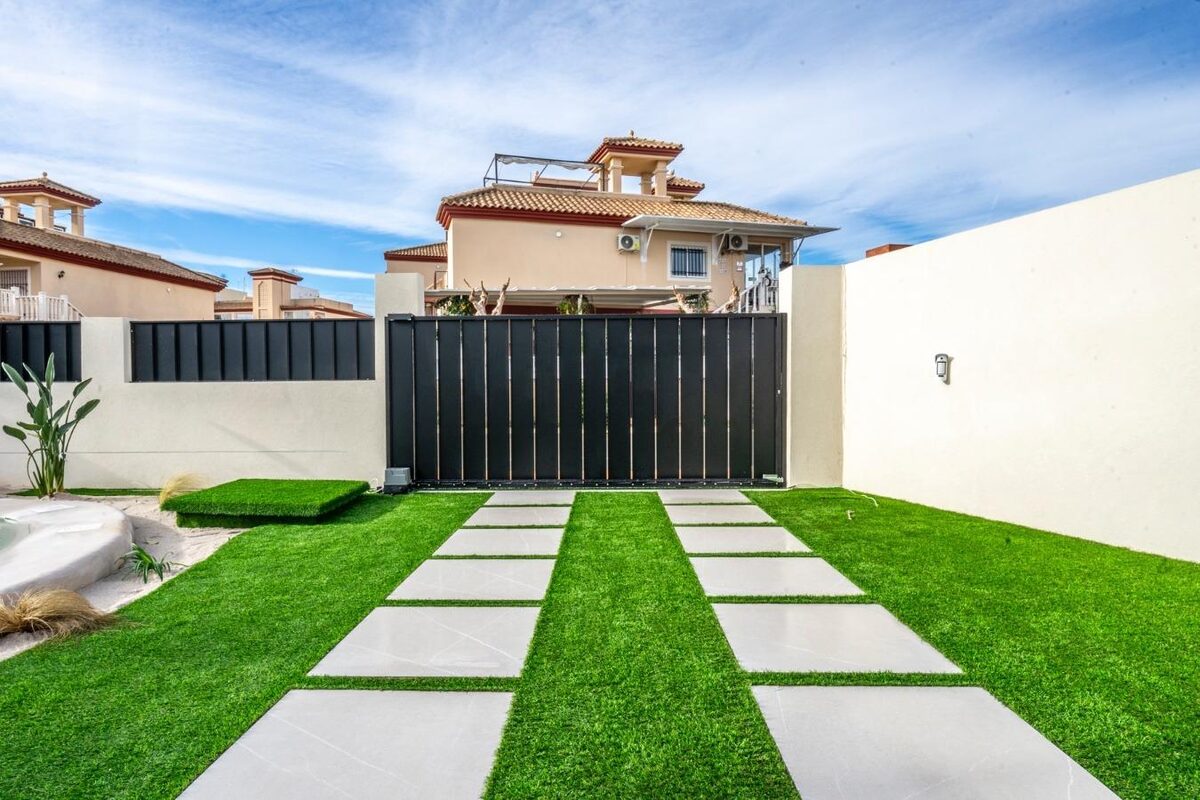 Villa with 3 bedrooms, 122m² in Torre Pacheco, Spain [ID: 0137-N8901]