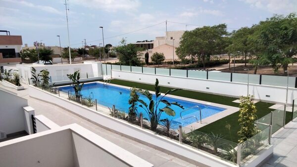 Bungalow w Pilar de la Horadada, Hiszpania, 96m² - obraz 3