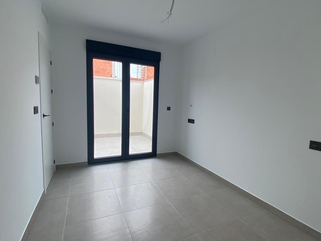 Willa z 3 sypialniami, 101m² w Los Alcazares, Hiszpania [ID: 0137-N8861]