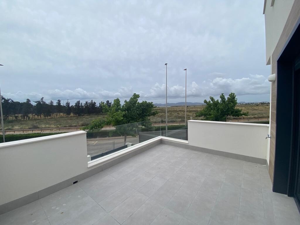 Willa z 3 sypialniami, 101m² w Los Alcazares, Hiszpania [ID: 0137-N8861]