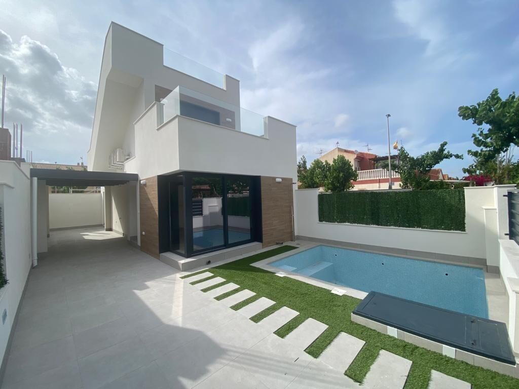 Willa z 3 sypialniami, 101m² w Los Alcazares, Hiszpania [ID: 0137-N8861]