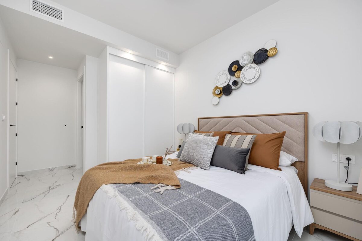 Apartment with 2 bedrooms, 70m² in San Miguel de Salinas, Spain [ID: 0137-N8820]