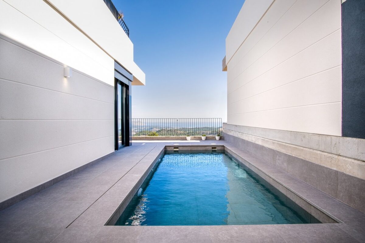 Villa with 3 bedrooms, 277m² in Polop, Spain [ID: 0137-N8805]