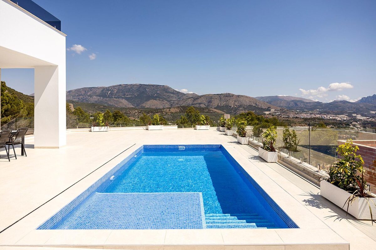 Villa with 3 bedrooms, 129m² in Polop, Spain [ID: 0137-N8655]