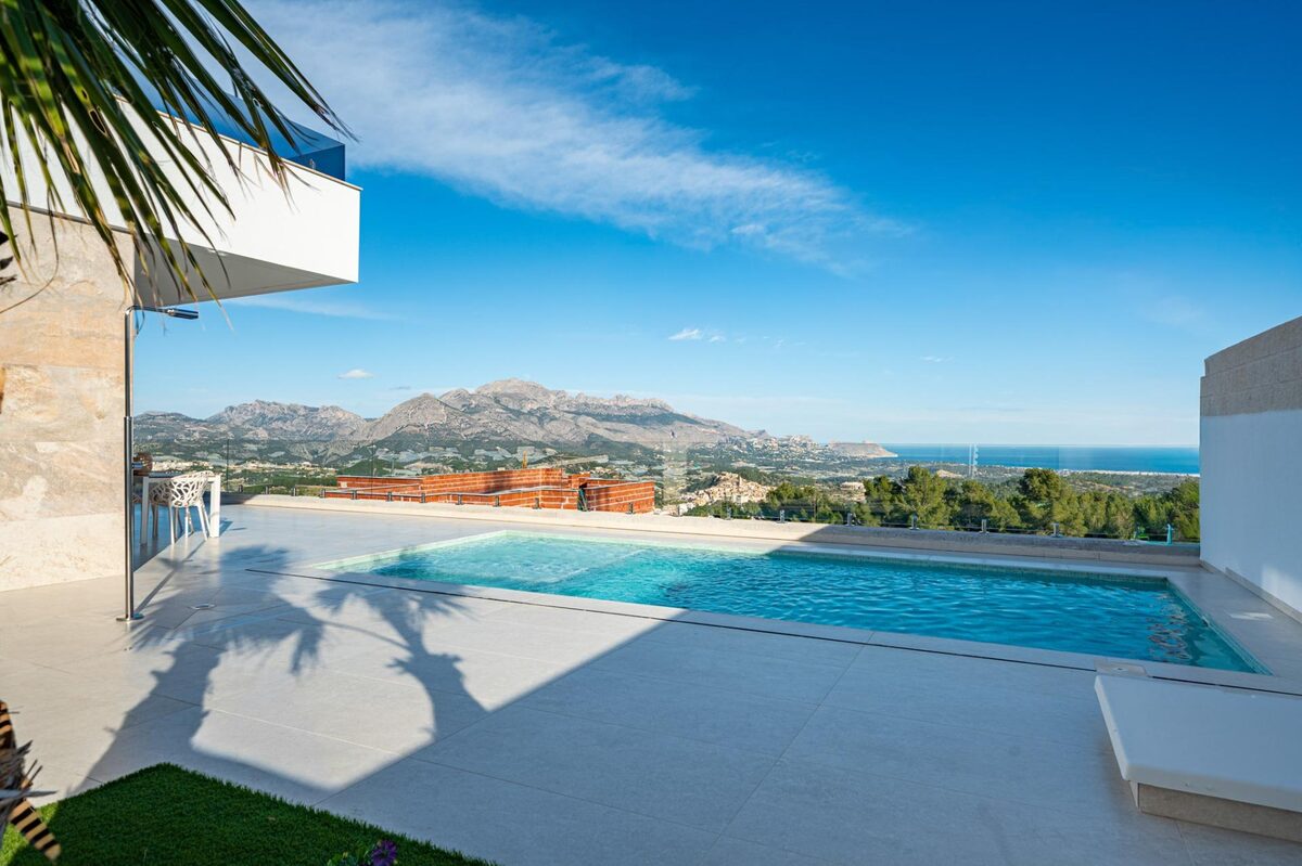 Villa with 3 bedrooms, 129m² in Polop, Spain [ID: 0137-N8656]