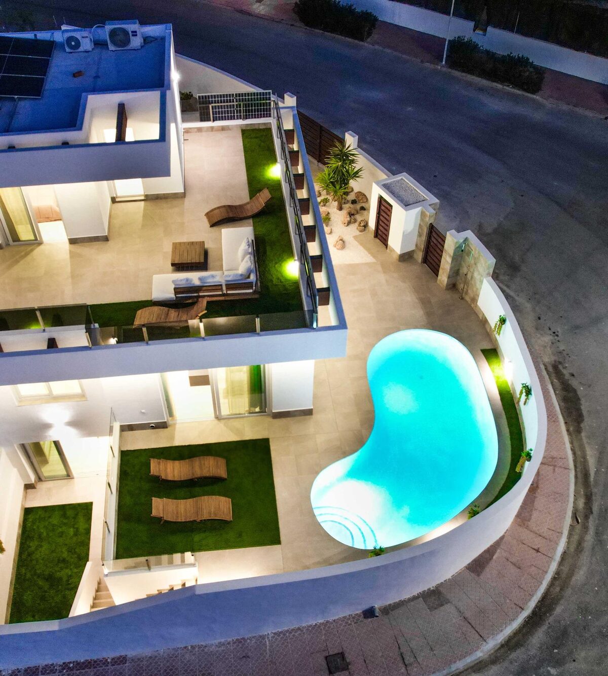 Villa with 3 bedrooms, 433m² in Ciudad Quesada, Spain [ID: 0137-N6034]