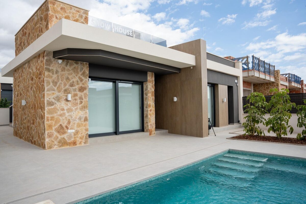 Villa with 3 bedrooms, 107m² in Ciudad Quesada, Spain [ID: 0137-N8545]