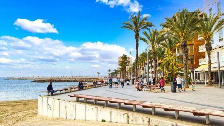 Apartament z 3 sypialniami, 98m² w Torrevieja, Hiszpania [ID: 0137-N8500]