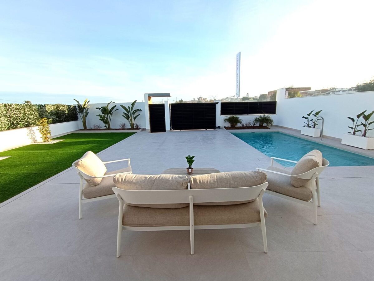 Villa with 3 bedrooms, 138m² in Benijofar, Spain [ID: 0137-N8496]