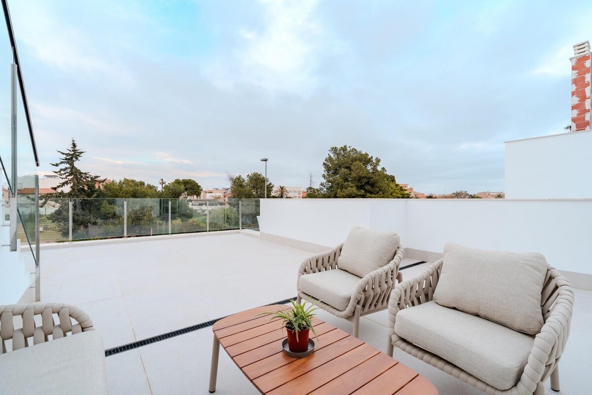 Willa z 3 sypialniami, 232m² w Los Alcazares, Hiszpania [ID: 0137-N8403]