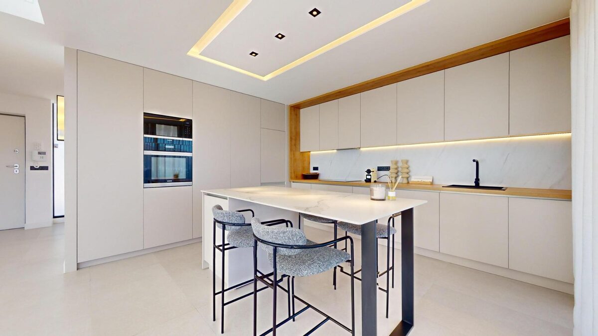 Villa with 3 bedrooms, 293m² in Polop, Spain [ID: 0137-N8419]