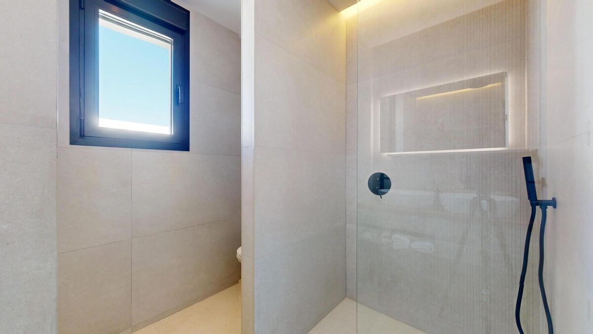 Villa with 3 bedrooms, 293m² in Polop, Spain [ID: 0137-N8419]
