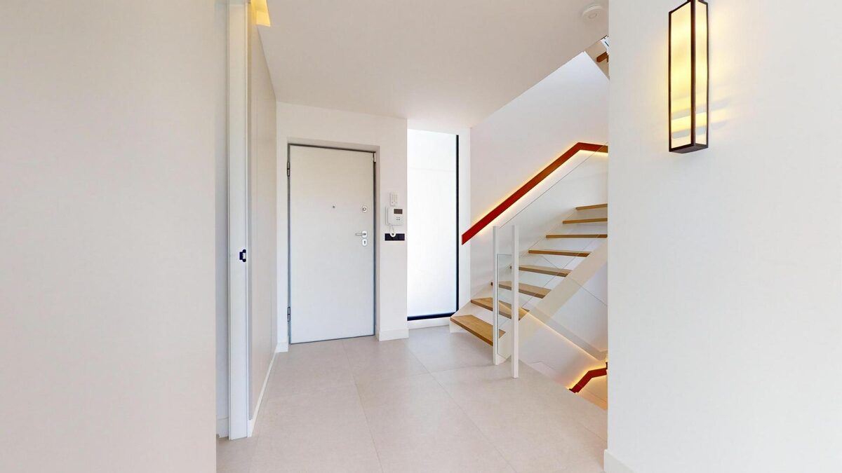 Villa with 3 bedrooms, 293m² in Polop, Spain [ID: 0137-N8419]