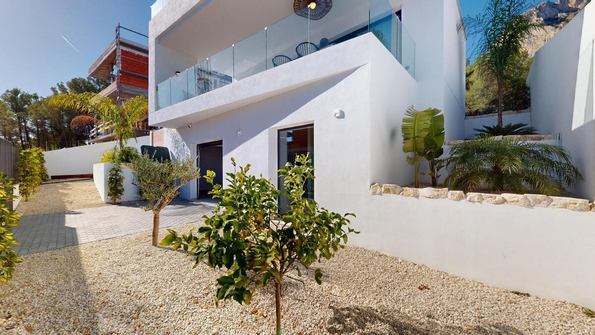 Villa with 3 bedrooms, 293m² in Polop, Spain [ID: 0137-N8419]