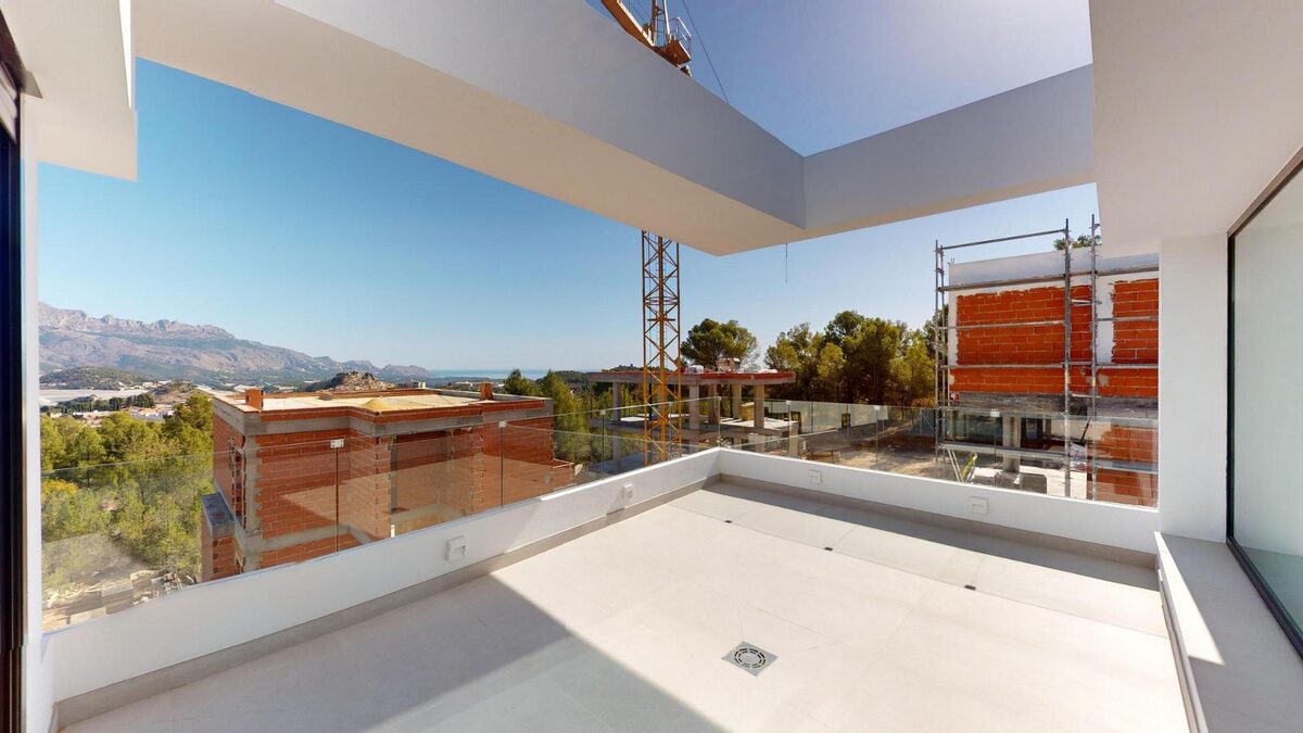 Villa with 3 bedrooms, 293m² in Polop, Spain [ID: 0137-N8419]