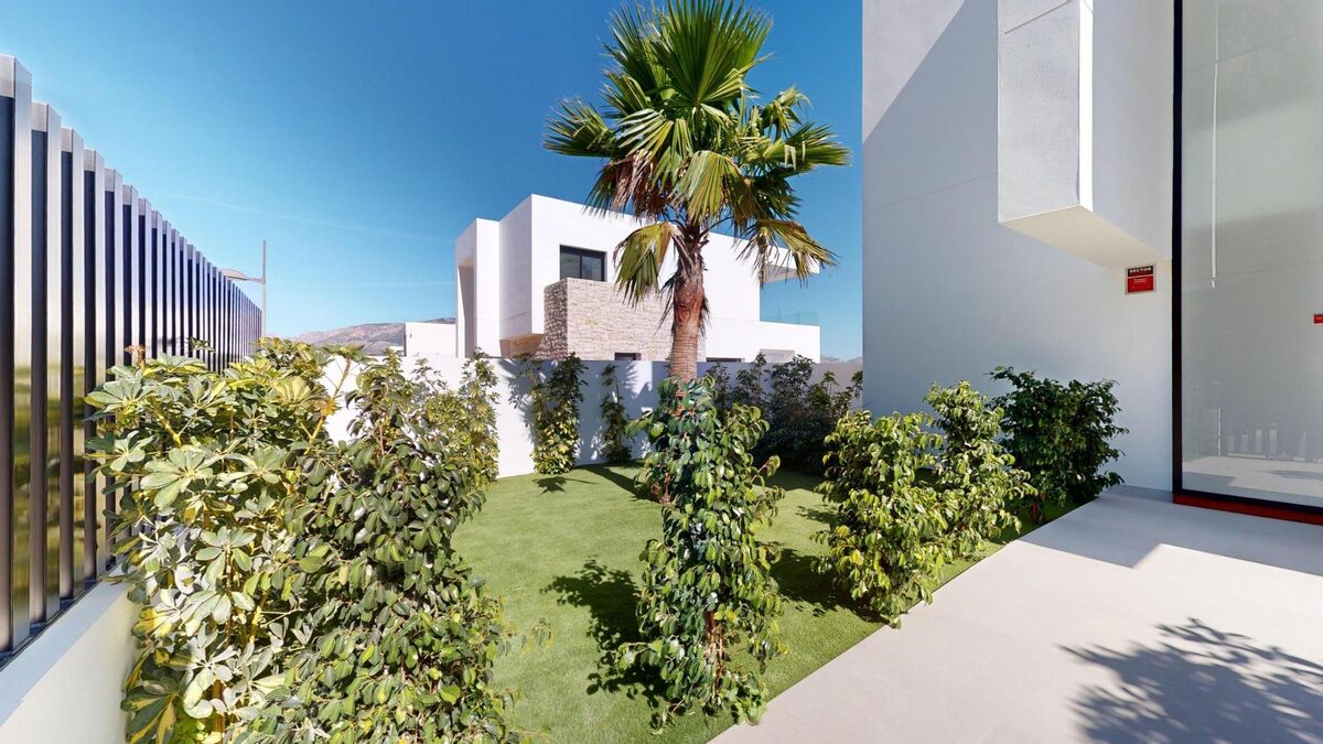 Villa with 3 bedrooms, 293m² in Polop, Spain [ID: 0137-N8419]