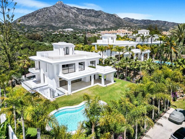 Вилла в Марбелья, Испания, 647м² - изображение 3