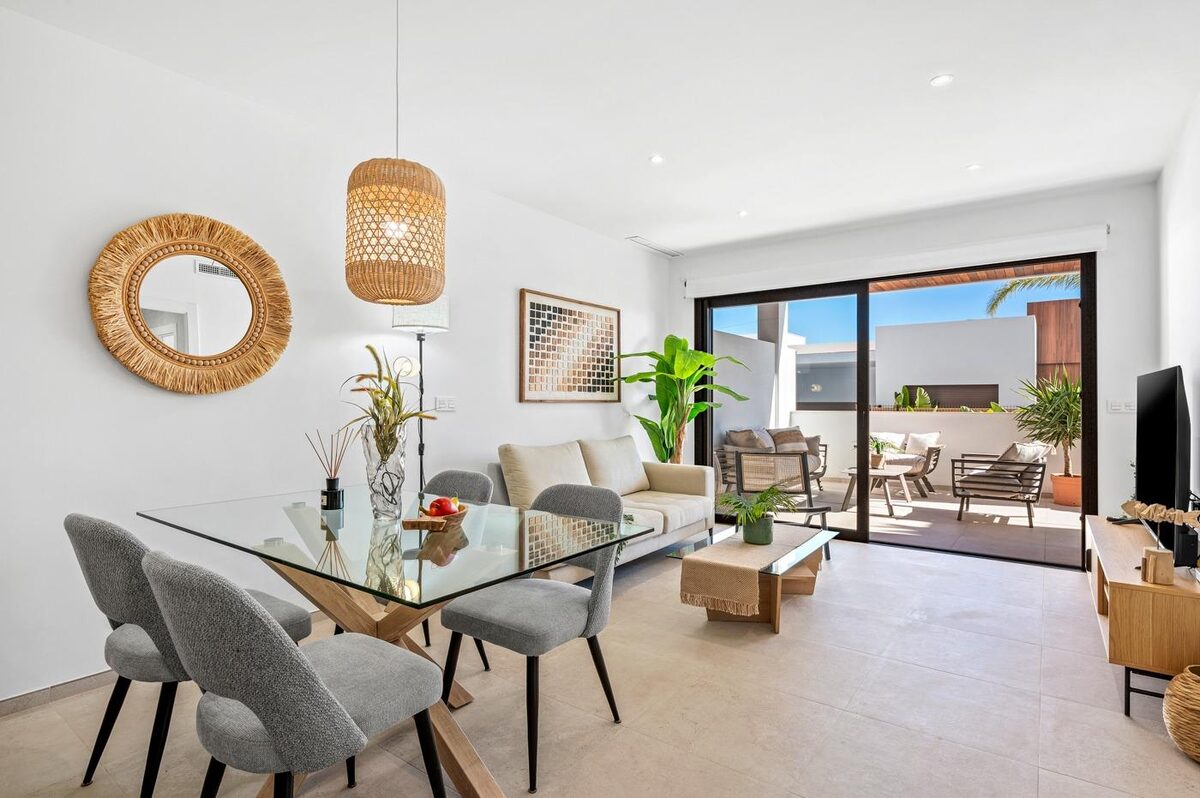 Квартира з 2 спальнями, 76м² в Лос-Алькасарес, Іспанія [ID: 0137-N8385]