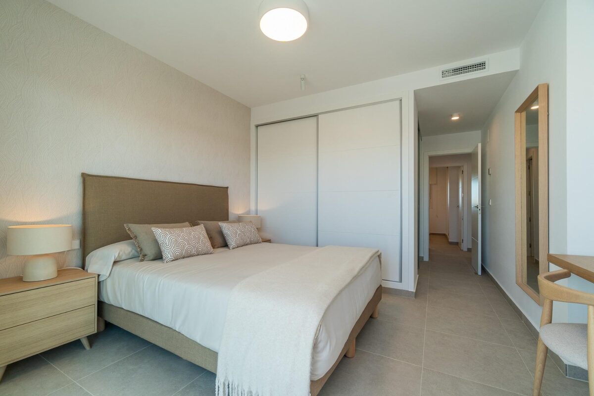 Квартира з 4 спальнями, 120м² в Оріуела Коста, Іспанія [ID: 0137-N6229]