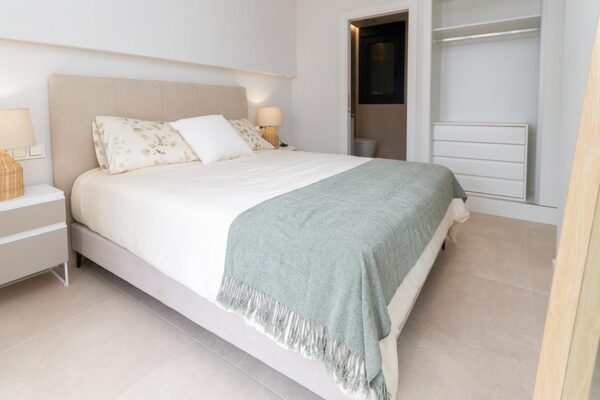 Penthouse w Denia, Hiszpania, 82m² - obraz 18
