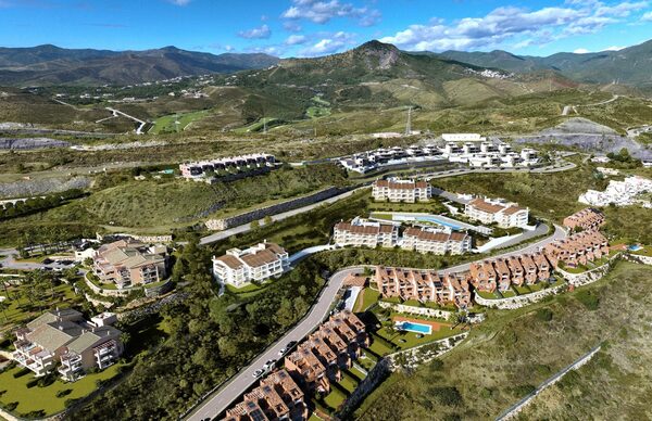 Apartment in Benahavis, Spain, 127m² - image 17
